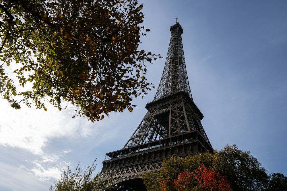 Torre Eiffel e arquitetura parisiense, na França